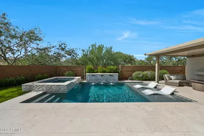 22220 N 34th Place, Phoenix, AZ 85050 - Photo 2