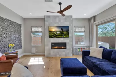 22220 N 34th Place, Phoenix, AZ 85050 - Photo 8