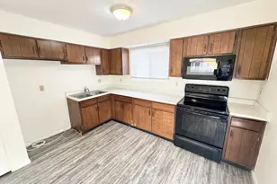 4520 W Hatcher Rd, Glendale, AZ 85302 - Photo 12