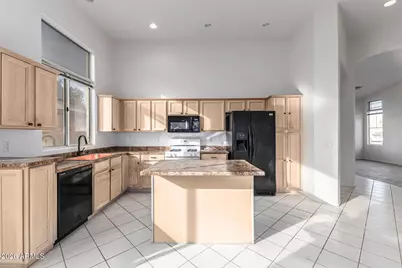 6881 W Pontiac Drive, Glendale, AZ 85308 - Photo 16