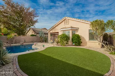 6881 W Pontiac Drive, Glendale, AZ 85308 - Photo 1