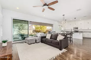 836 E Gary Ln, Phoenix, AZ 85042 - Photo 1