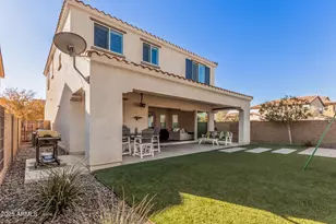 836 E Gary Ln, Phoenix, AZ 85042 - Photo 32