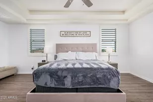 836 E Gary Ln, Phoenix, AZ 85042 - Photo 16