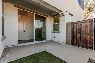 836 E Gary Ln, Phoenix, AZ 85042 - Photo 42