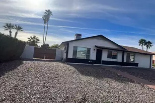 1839 W Kerry Ln, Phoenix, AZ 85027 - Photo 2