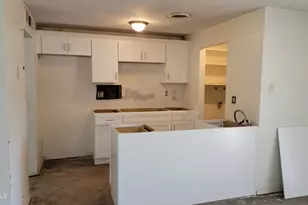 1607 N 62nd Ave, Phoenix, AZ 85035 - Photo 6