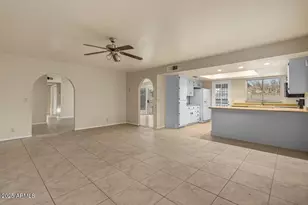 7120 W Sunnyslope Ln, Peoria, AZ 85345 - Photo 8