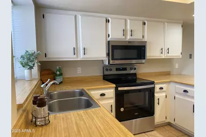 7120 W Sunnyslope Lane, Peoria, AZ 85345 - Photo 12