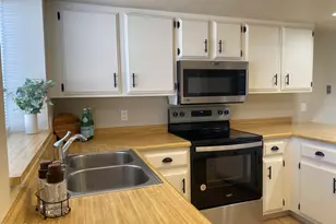 7120 W Sunnyslope Ln, Peoria, AZ 85345 - Photo 12