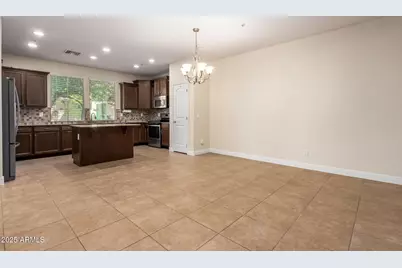 20977 W Hamilton Street, Buckeye, AZ 85396 - Photo 8