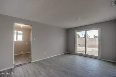 4249 W Townley Avenue, Phoenix, AZ 85051 - Photo 14