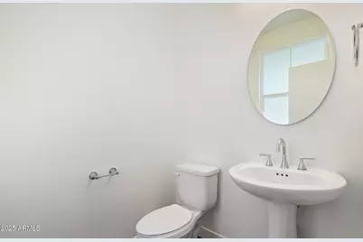 3218 W Glendale Avenue #27, Phoenix, AZ 85051 - Photo 8