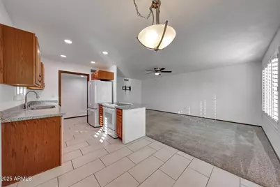 13232 N 98th Avenue #M, Sun City, AZ 85351 - Photo 10