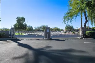 15151 N Frank Lloyd Wright Blvd, Scottsdale, AZ 85260 - Photo 28