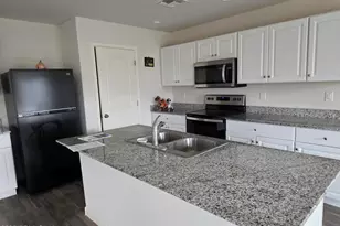 817 W Caroline St, Coolidge, AZ 85128 - Photo 10