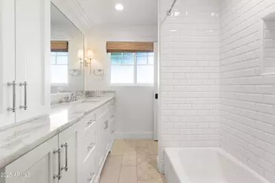 4021 E Hazelwood Street, Phoenix, AZ 85018 - Photo 20