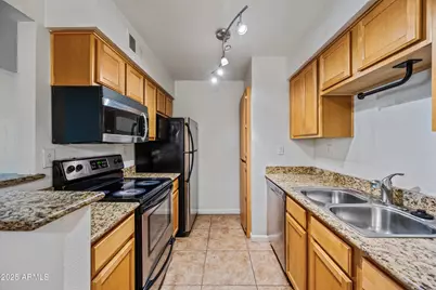 5995 N 78th Street #2023, Scottsdale, AZ 85250 - Photo 8