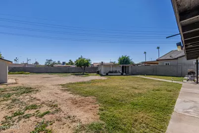 4713 E Hidalgo Avenue, Phoenix, AZ 85040 - Photo 32