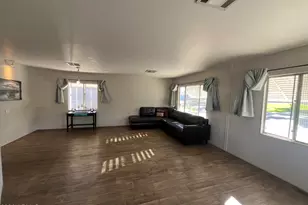 10960 N 67th Ave, Glendale, AZ 85304 - Photo 14