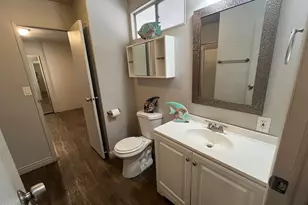 10960 N 67th Ave, Glendale, AZ 85304 - Photo 22