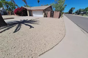 2839 E Altadena Ave, Phoenix, AZ 85028 - Photo 1