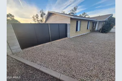 2839 E Altadena Avenue, Phoenix, AZ 85028 - Photo 14