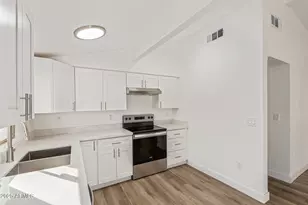 2125 W Highland Ave, Phoenix, AZ 85015 - Photo 12