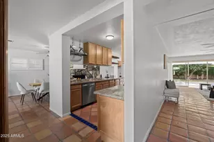 1825 E Medlock Dr, Phoenix, AZ 85016 - Photo 6