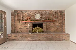 7609 W Cheery Lynn Rd, Phoenix, AZ 85033 - Photo 10