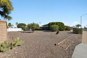 11146 W Jacaranda Dr, Sun City, AZ 85373 - Photo 38