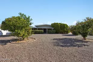 11146 W Jacaranda Dr, Sun City, AZ 85373 - Photo 36