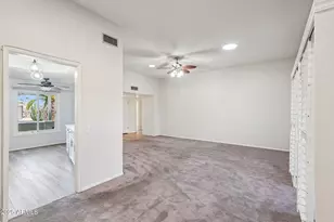 11146 W Jacaranda Dr, Sun City, AZ 85373 - Photo 10