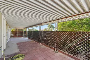 11146 W Jacaranda Dr, Sun City, AZ 85373 - Photo 28