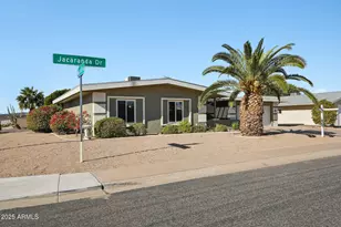 11146 W Jacaranda Dr, Sun City, AZ 85373 - Photo 2