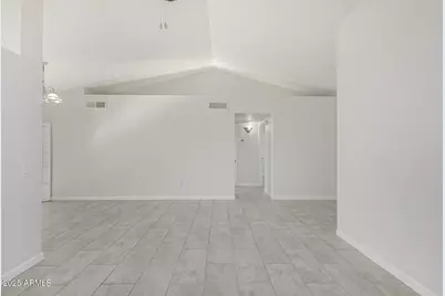 1813 E Grandview Road, Phoenix, AZ 85022 - Photo 6