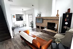 1126 W Elliot Rd, Chandler, AZ 85224 - Photo 2