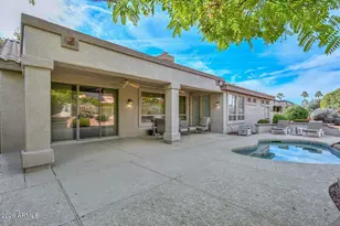 15860 W Mill Valley Ln, Surprise, AZ 85374 - Photo 28