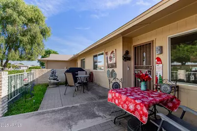 10023 W Pleasant Valley Road, Sun City, AZ 85351 - Photo 20