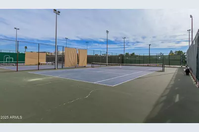 10023 W Pleasant Valley Road, Sun City, AZ 85351 - Photo 24
