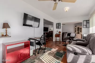10023 W Pleasant Valley Road, Sun City, AZ 85351 - Photo 10