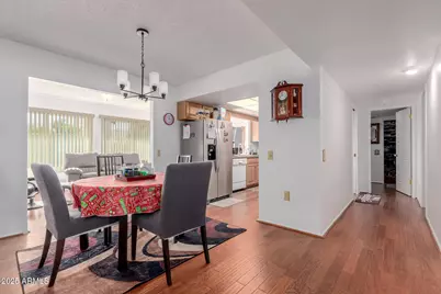 10023 W Pleasant Valley Road, Sun City, AZ 85351 - Photo 10