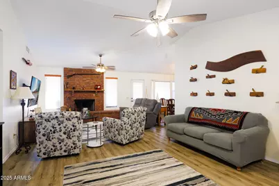 445 E Providence Drive, Casa Grande, AZ 85122 - Photo 8