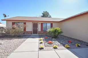 445 E Providence Dr, Casa Grande, AZ 85122 - Photo 4