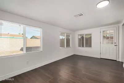 4546 W Onyx Avenue, Glendale, AZ 85302 - Photo 12