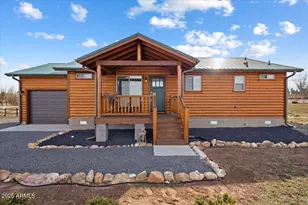 2321 Quarter Horse Trl, Overgaard, AZ 85933 - Photo 2