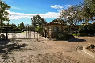 7955 E Chaparral Rd, Scottsdale, AZ 85250 - Photo 24