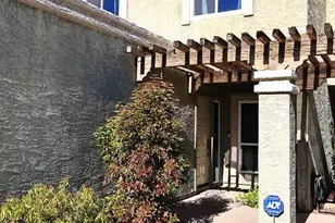 815 E Grovers Ave, Phoenix, AZ 85022 - Photo 2