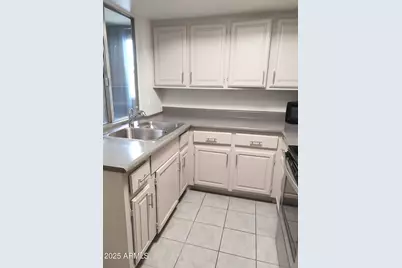 461 W Holmes Avenue #383, Mesa, AZ 85210 - Photo 2