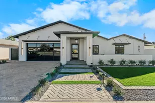 8701 E Vista Dr, Scottsdale, AZ 85250 - Photo 1